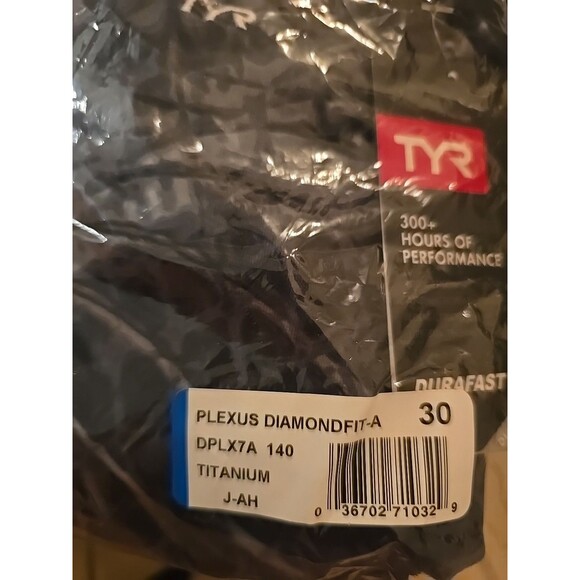 TYR Durafast Elite P lexus Gray/black DiamondFit 1 Pc Swimsuit Women Sz 30 NEW - Picture 3 of 3